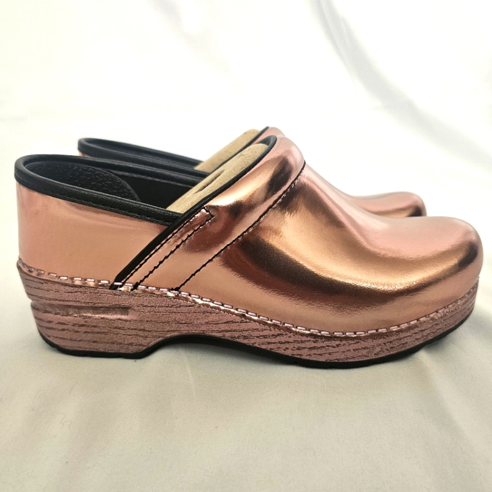 DANSKO NWT Professional Womens Clog Chrome Metallic Rose Slip On All Day Comfort